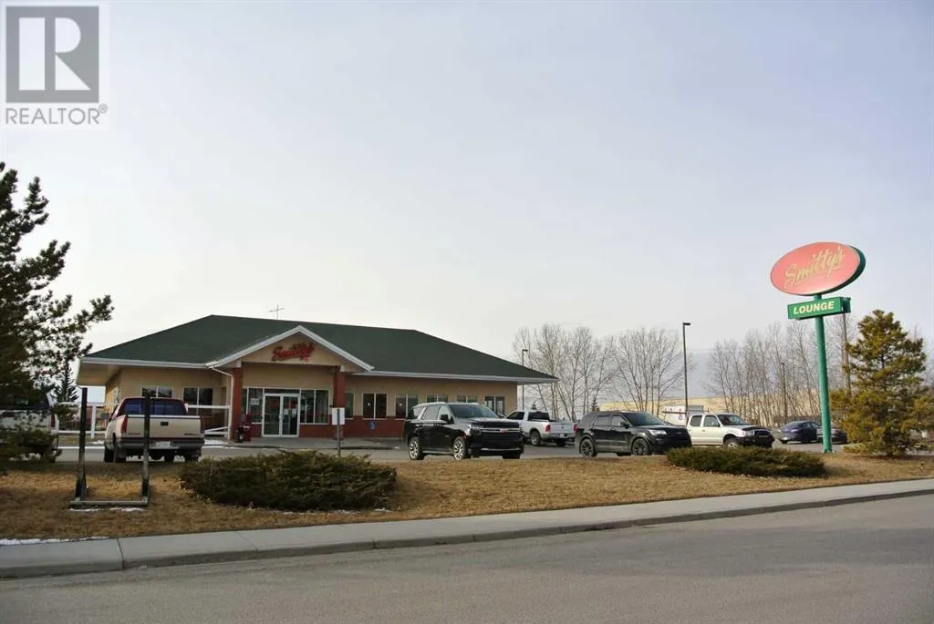 Retail for rent: 1515 13 Avenue Se, High River, Alberta T1V 2B1