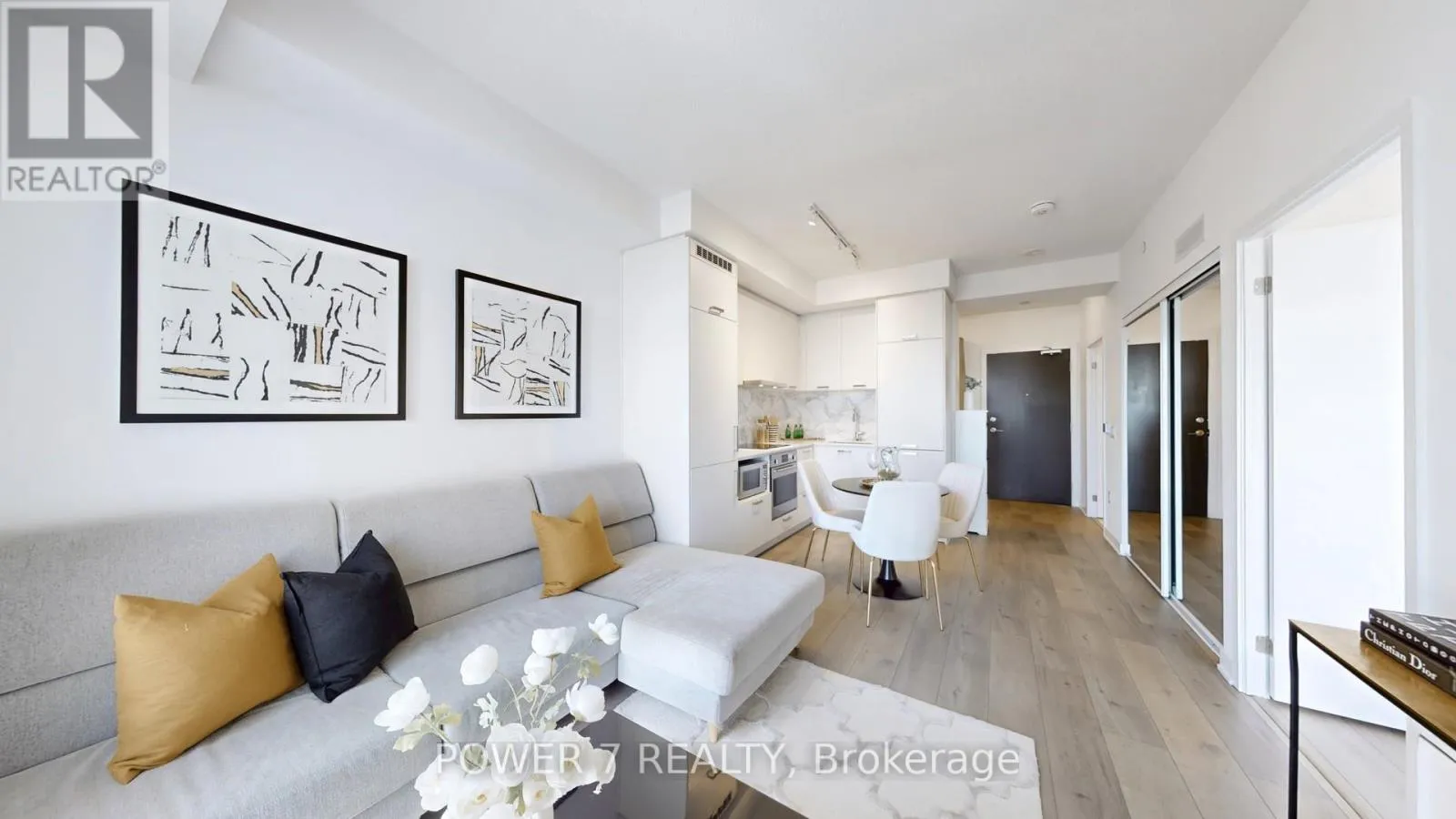 Apartment for rent: 1516 - 10 Honeycrisp Crescent, Vaughan, Ontario L4K 0M7