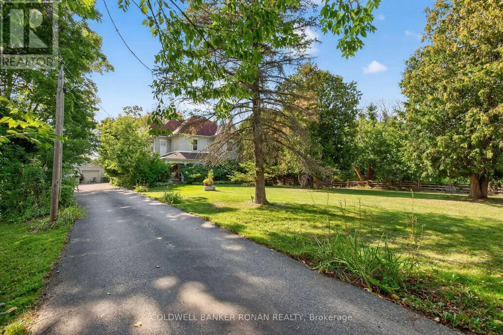 House for rent: 1516 17th Side Road, New Tecumseth, Ontario L0G 1T0