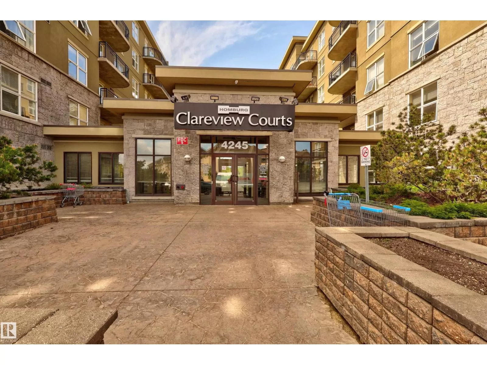 Apartment for rent: #1-518 4245 139 Av Nw, Edmonton, Alberta T5Y 3E8