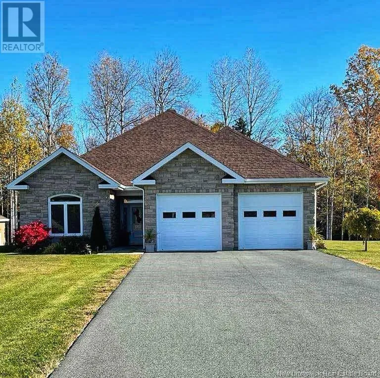 House for rent: 1518 Chemin Ste Louise, Beresford, New Brunswick E8K 2Y6