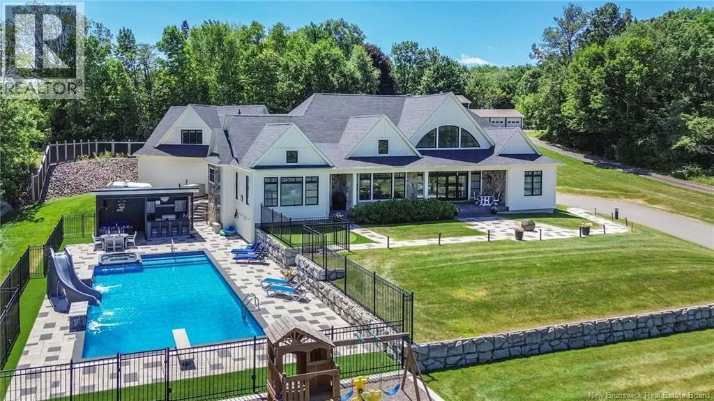 House for rent: 1520 Woodstock Road, Fredericton, New Brunswick E3C 1P3