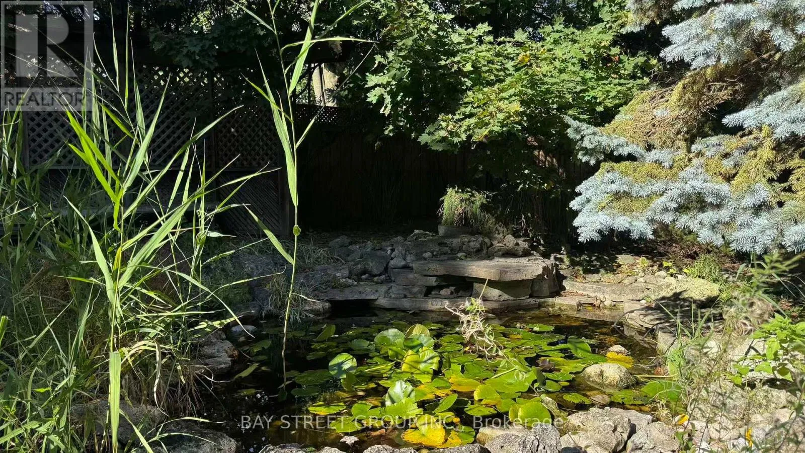 House for rent: 1523 Duncan Road, Oakville, Ontario L6J 2R5