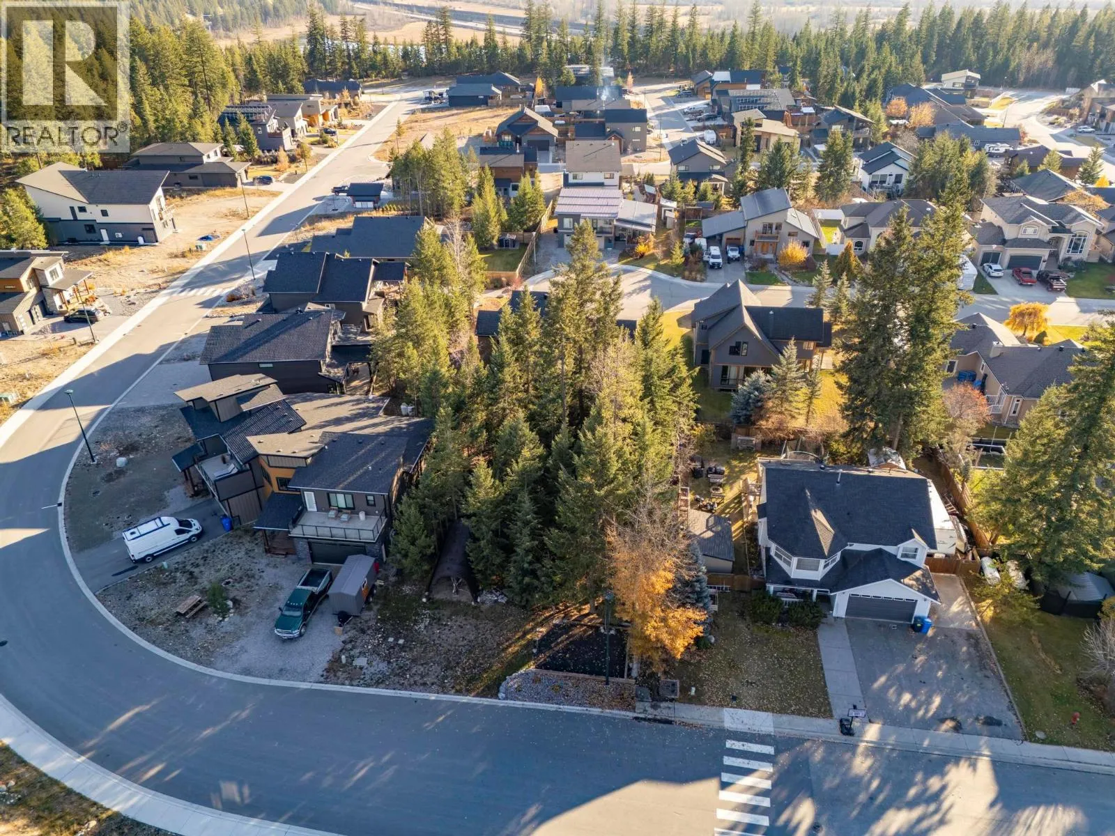 Other for rent: 1526 Cedar Street, Golden, British Columbia V0A 1H0