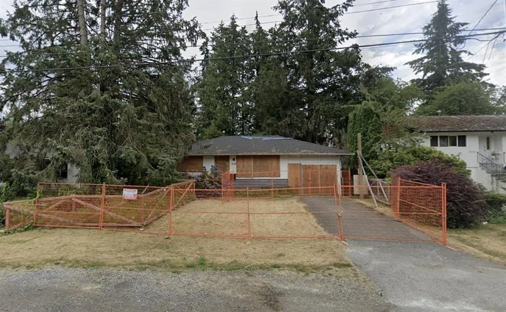 15262 17a Avenue, Surrey, British Columbia V4A 1V3