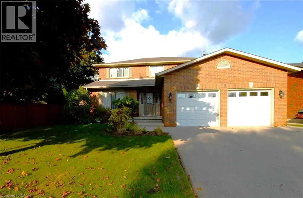 House for rent: 153 Meadowbrook Drive, Ancaster, Ontario L9G 4S9