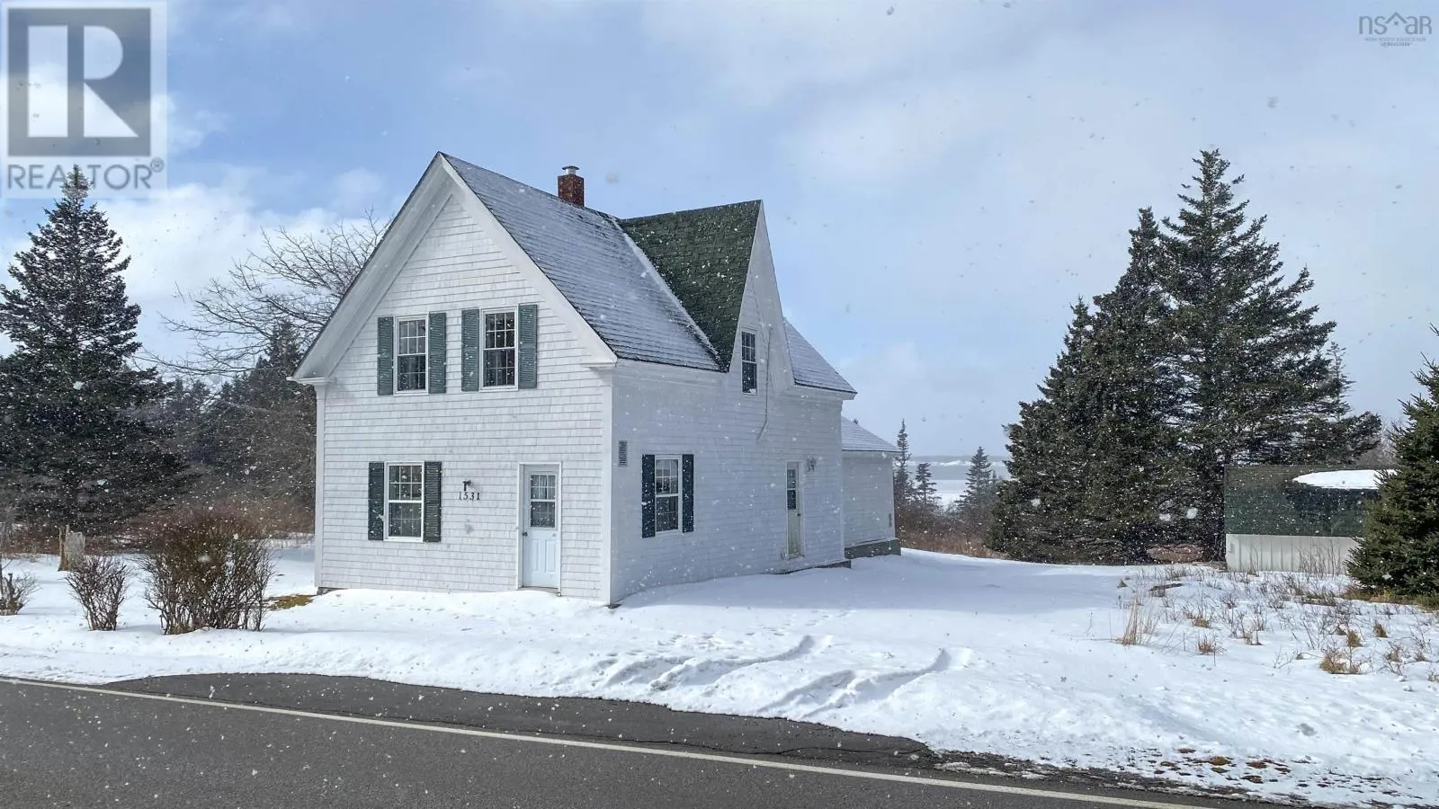 House for rent: 1531 Highway 3, East Pubnico, Nova Scotia B0W 2A0