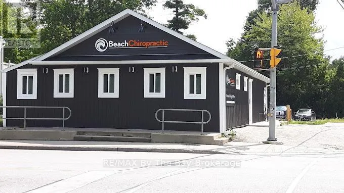 Offices for rent: 1535 Mosley Street, Wasaga Beach, Ontario L9Z 2B7