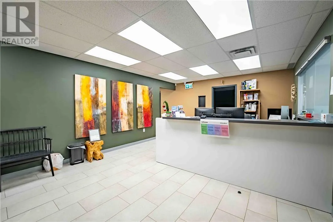 1536 Lasalle Boulevard Unit# B, Sudbury, Ontario P3A 1Z7