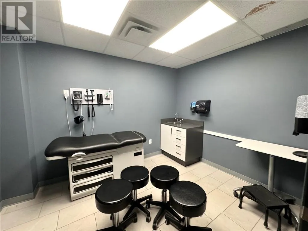 1536 Lasalle Boulevard Unit# B-4, Sudbury, Ontario P3A 1Z7