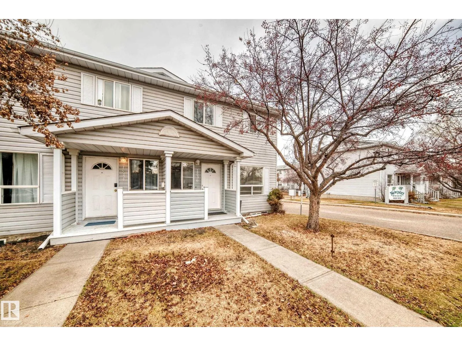 Row / Townhouse for rent: 1536 Millwoods Rd E Nw, Edmonton, Alberta T6V 6V5