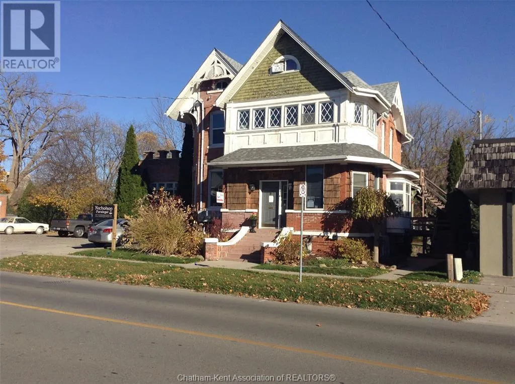 154 Thames Street, Chatham, Ontario N7L 2Y8