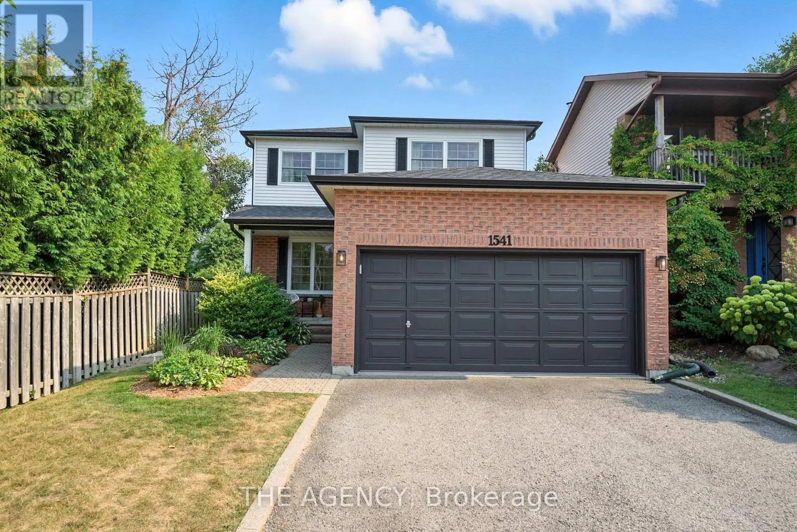 House for rent: 1541 Bentley Lane, Pickering, Ontario L1X 2M6