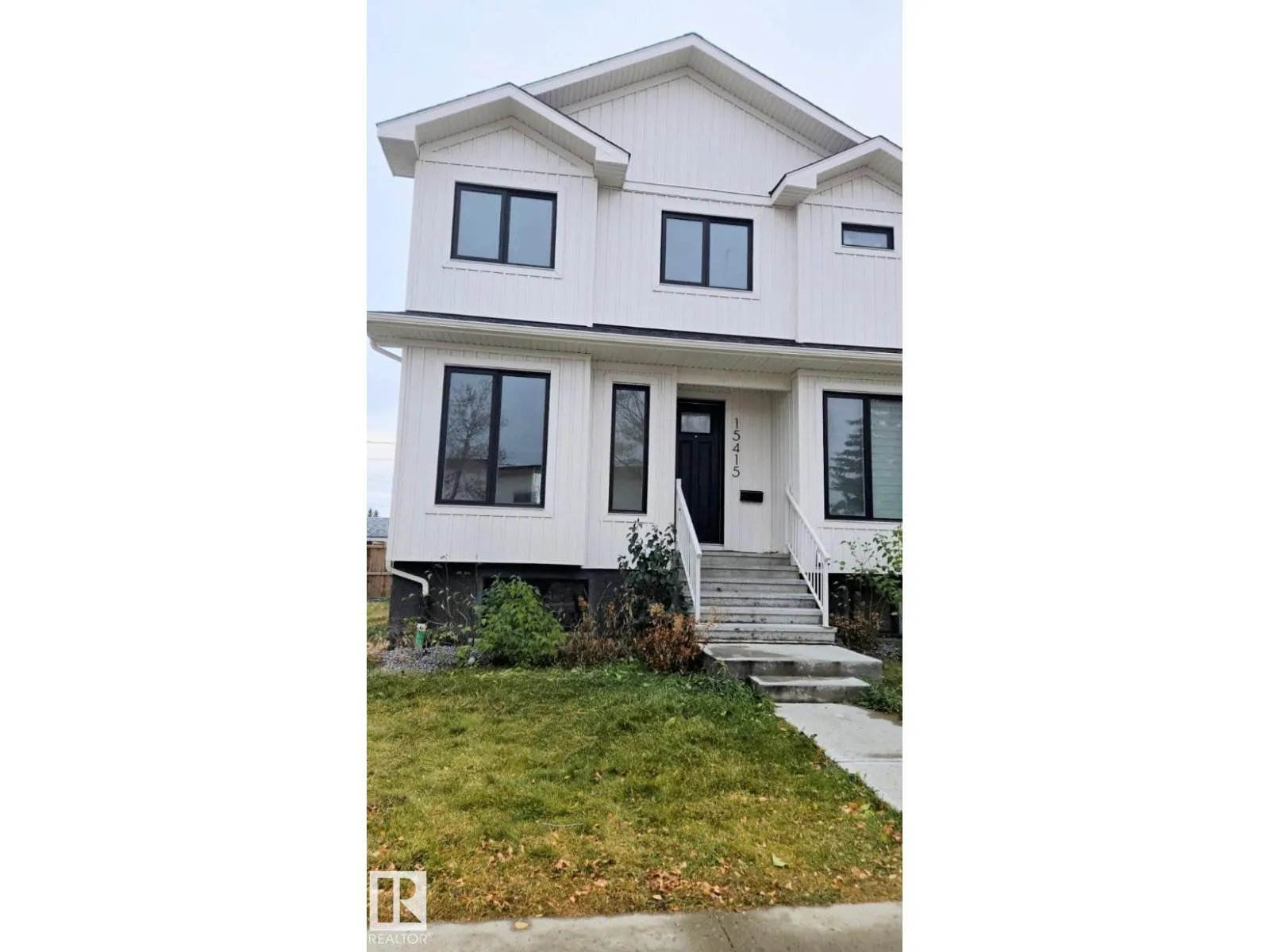 Row / Townhouse for rent: 15415 105 Av Nw, Edmonton, Alberta T5P 4R3