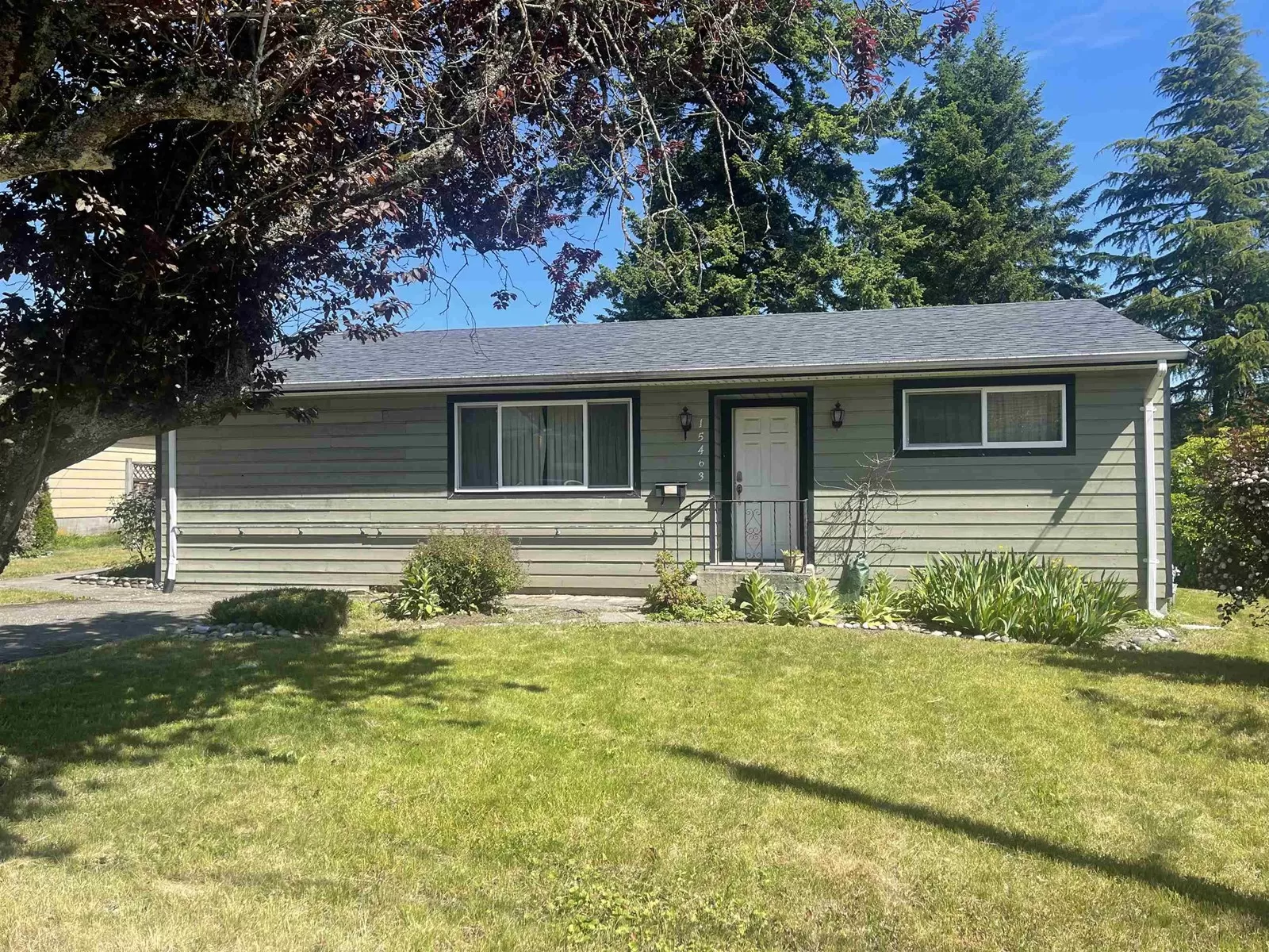 House for rent: 15463 16a Avenue, Surrey, British Columbia V4A 1T2