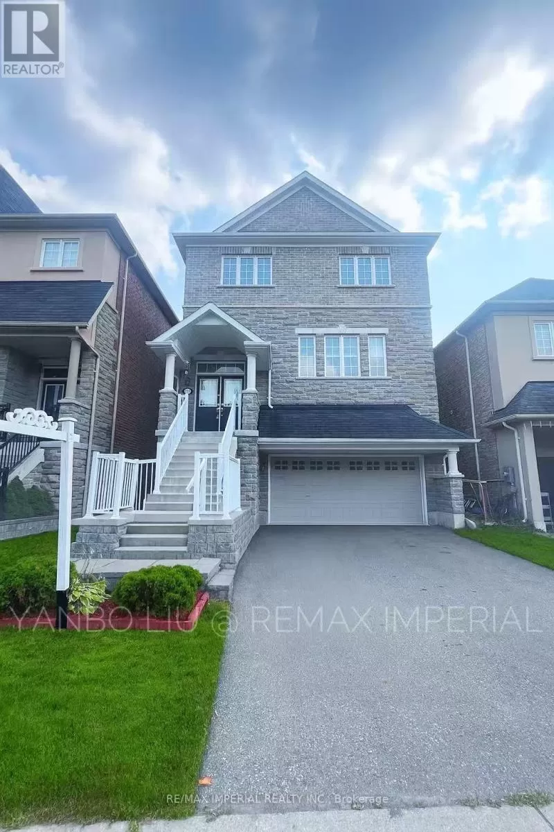 House for rent: 155 Art West Avenue, Newmarket, Ontario L3X 0C1