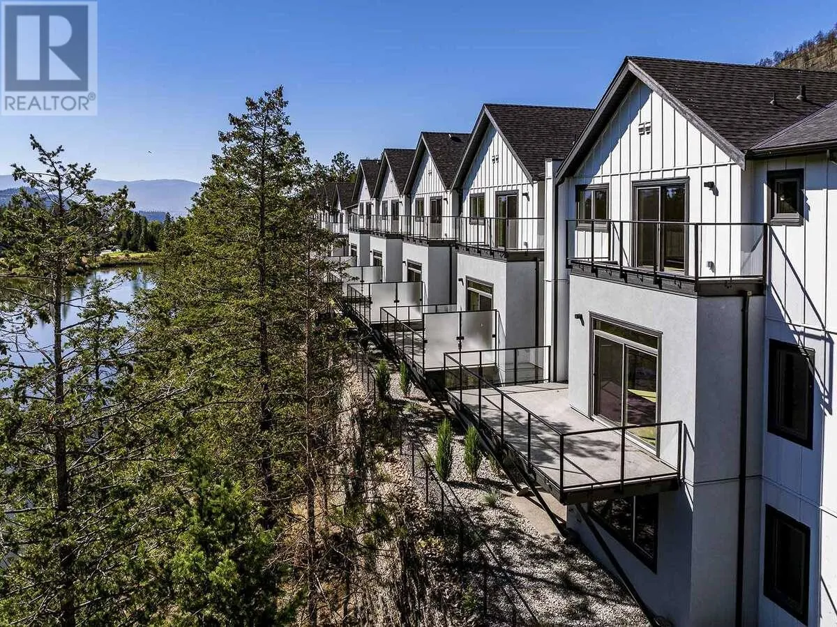 Row / Townhouse for rent: 1550 Union Road Unit# 44, Kelowna, British Columbia V1V 0G9