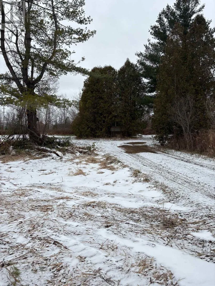 Mobile Home for rent: 15557 Dixon Road, South Stormont, Ontario K0C 1R0