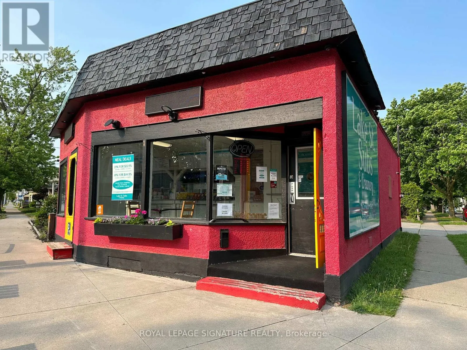 155a Lake Street, St. Catharines, Ontario L2R 2B9