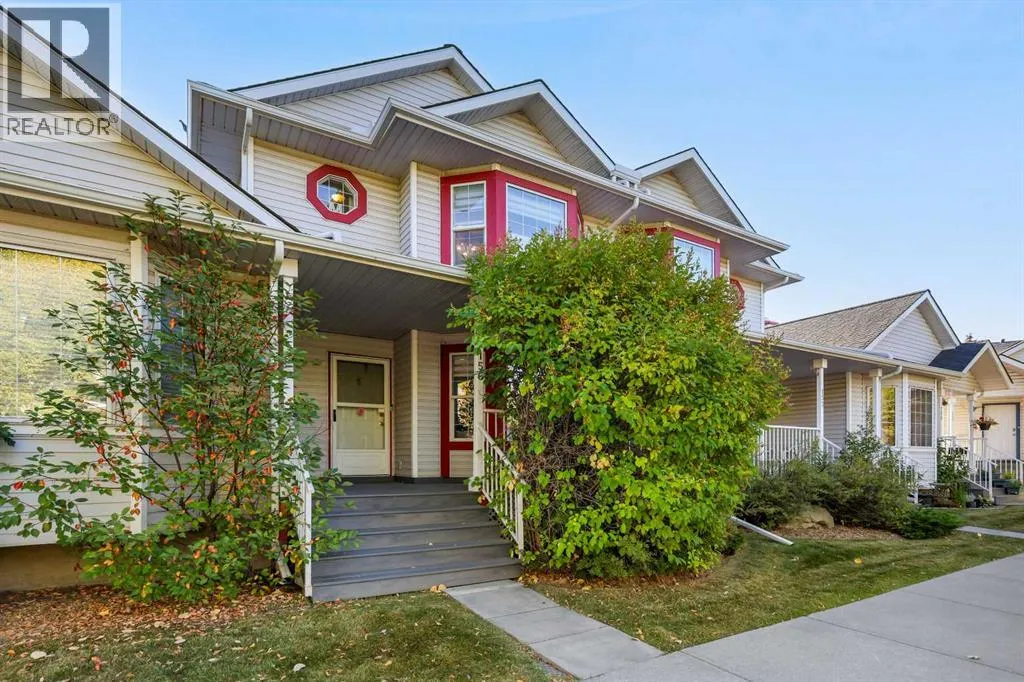 Row / Townhouse for rent: 156 Martin Crossing Court Ne, Calgary, Alberta T3J 3P3