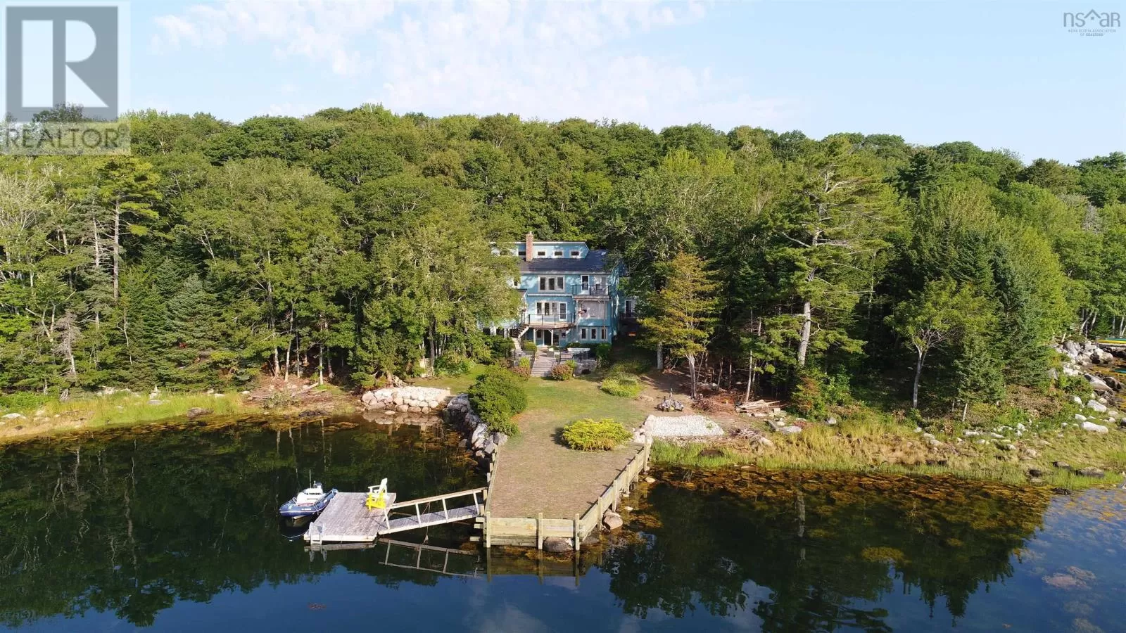 House for rent: 156 Parklea Drive, Head Of St. Margarets Bay, Nova Scotia B3Z 2G5