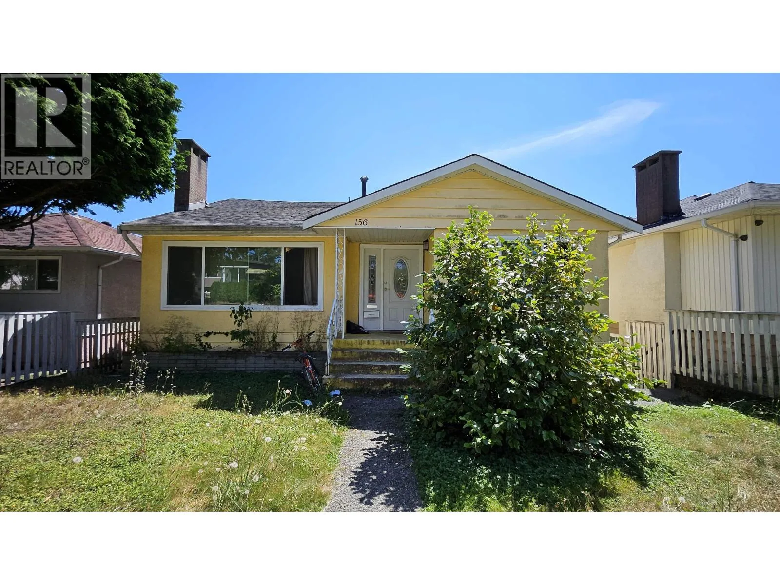 House for rent: 156 W 62nd Avenue, Vancouver, British Columbia V5X 2E1