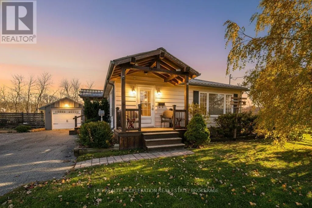 House for rent: 1560 County Rd 1 E, Stone Mills, Ontario K7R 3L2