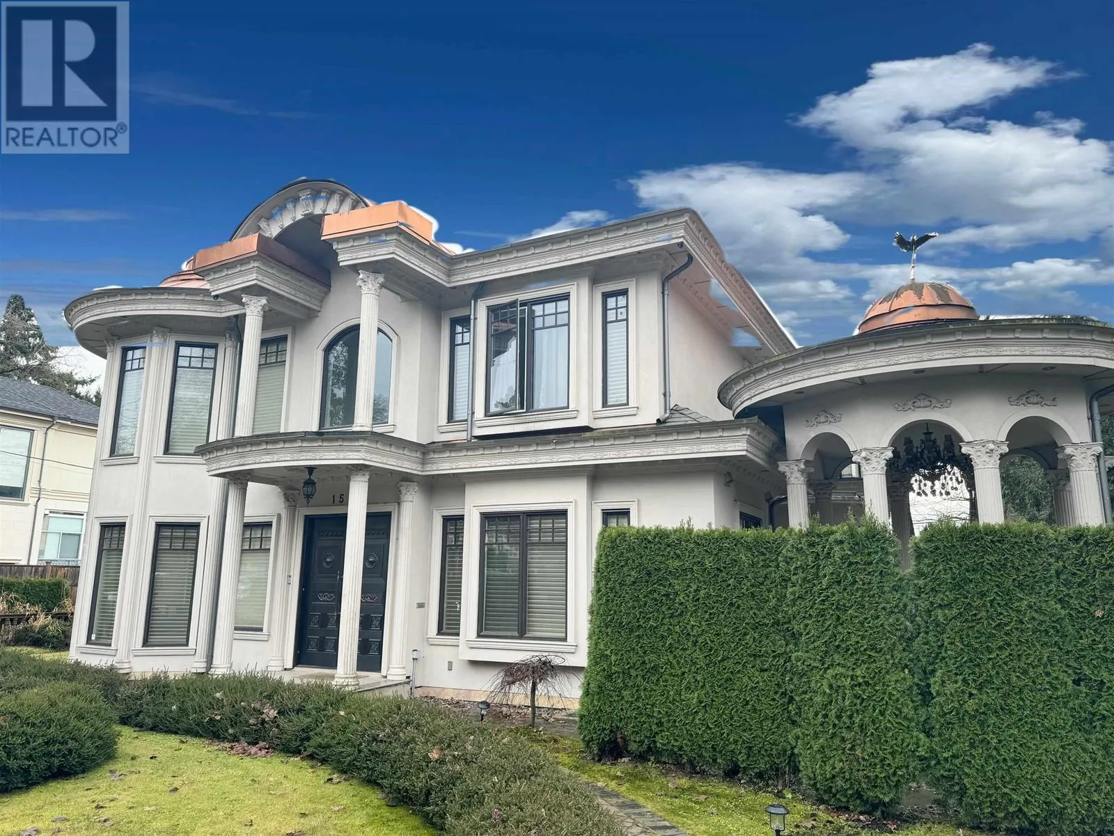 House for rent: 1562 W 40th Avenue, Vancouver, British Columbia V6M 1V8