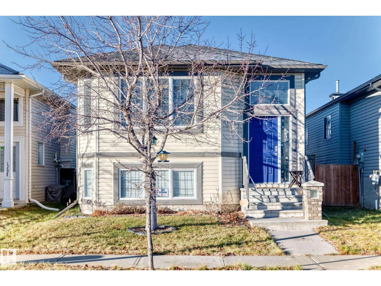 House for rent: 15628 44 St Nw, Edmonton, Alberta T5Y 3H2