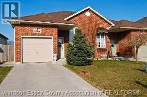 House for rent: 1567 Heatherglen, Tecumseh, Ontario N8N 5B5
