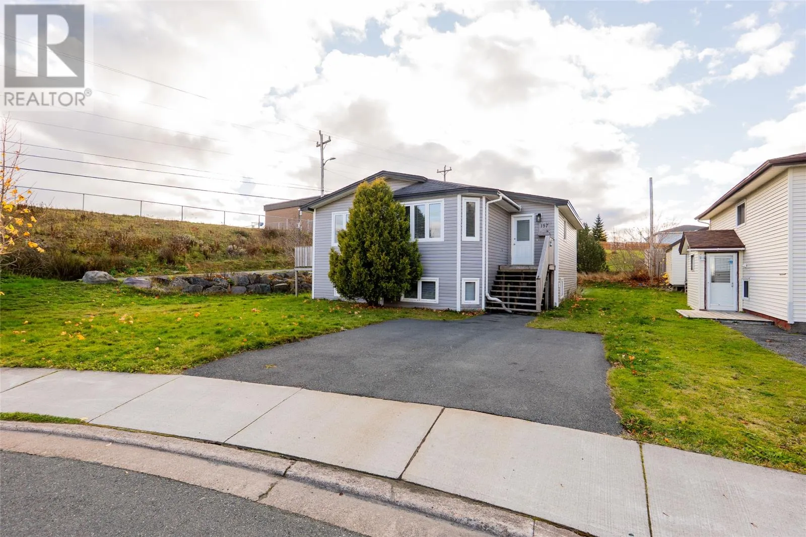 Two Apartment House for rent: 157 Sunrise Avenue, Mount Pearl, Newfoundland & Labrador A1N 2P6