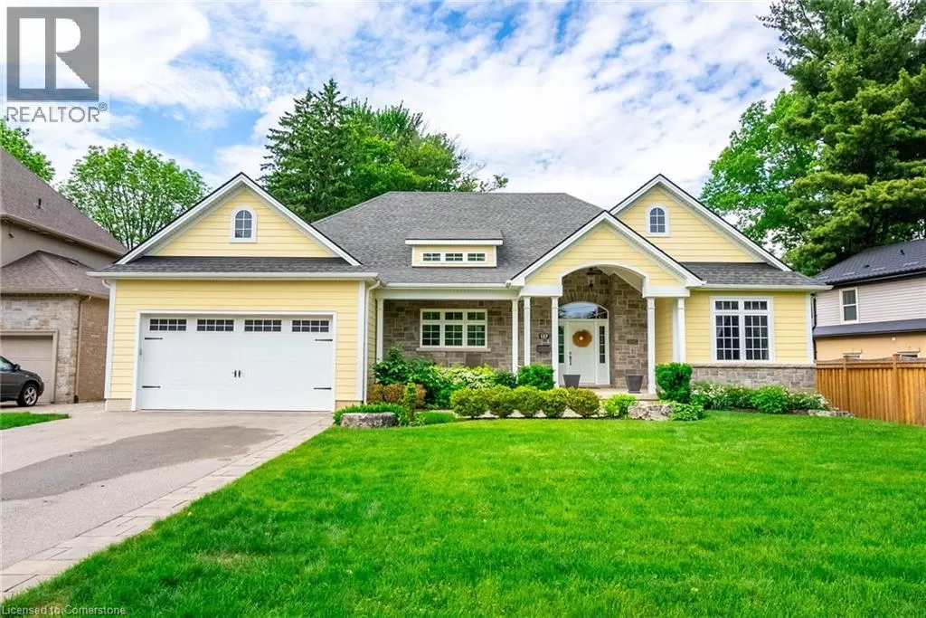 House for rent: 157 Terrence Park Drive, Ancaster, Ontario L9G 1C6