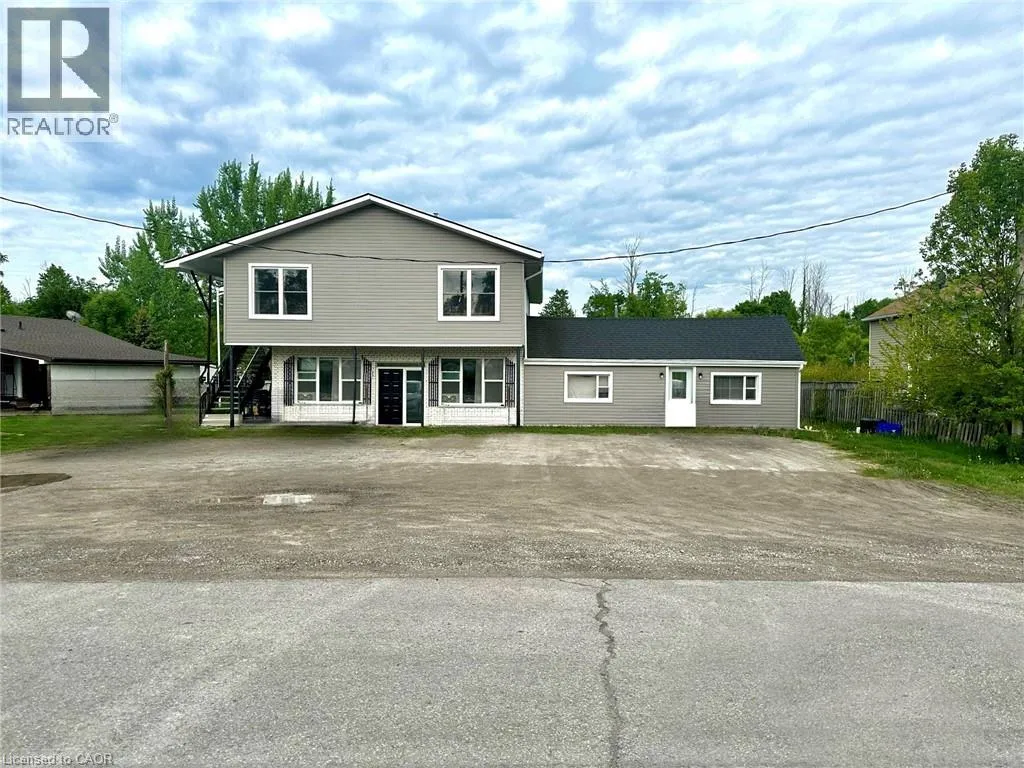 Fourplex for rent: 1572 North Shore Drive, Dunnville, Ontario N0A 1K0