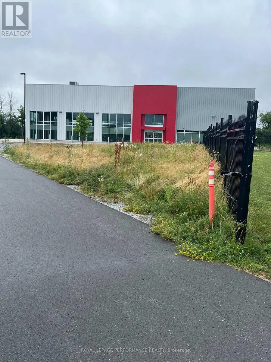 Multi-Tenant Industrial for rent: 15747v Highway 7 Highway, Drummond/North Elmsley, Ontario K7H 3C8