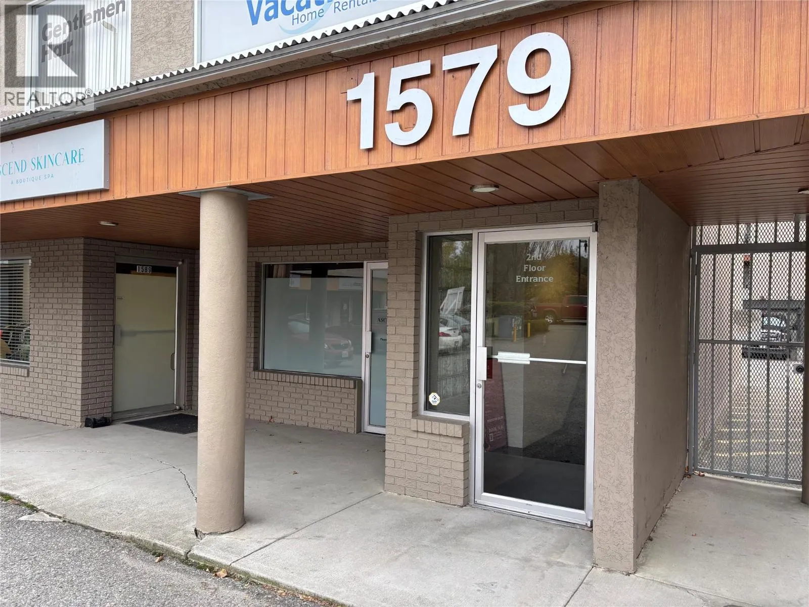 Offices for rent: 1579 Sutherland Avenue Unit# 202, Kelowna, British Columbia V1Y 5Y7