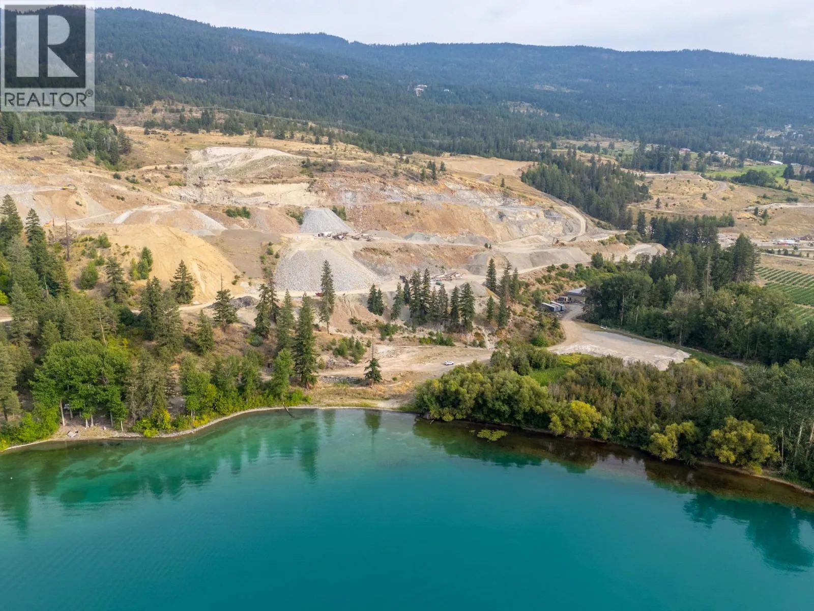 Residential Commercial Mix for rent: 15799 Sawmill Road, Lake Country, British Columbia V4V 2E2