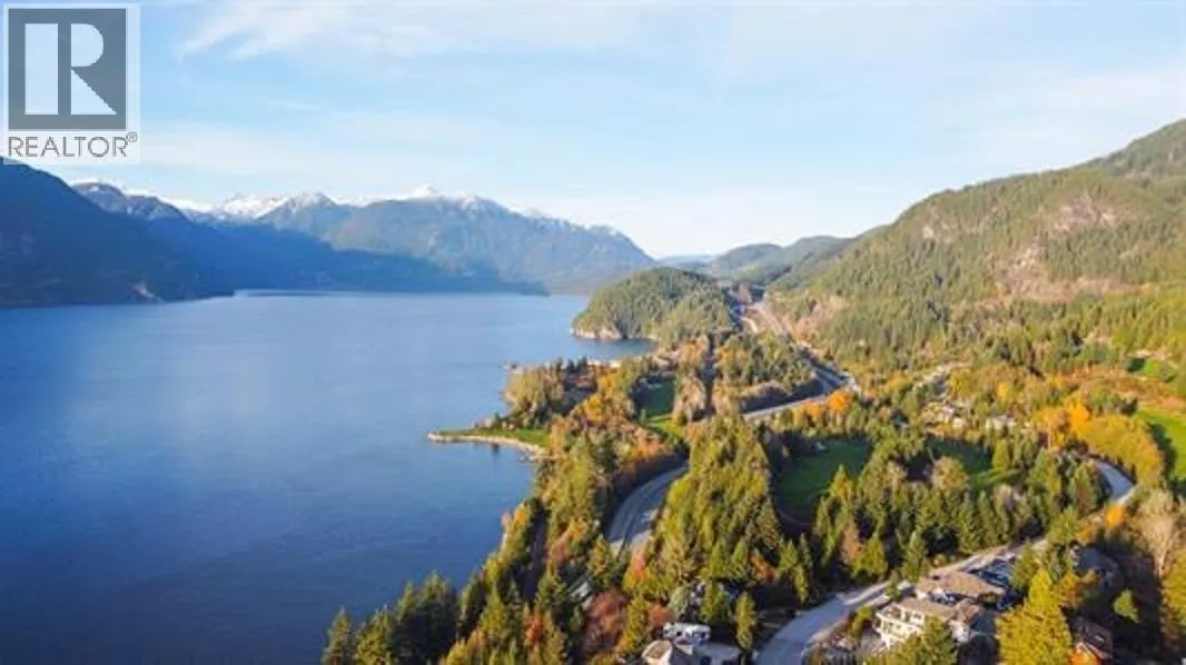 158 Furry Creek Drive, Furry Creek, British Columbia V0N 3Z2