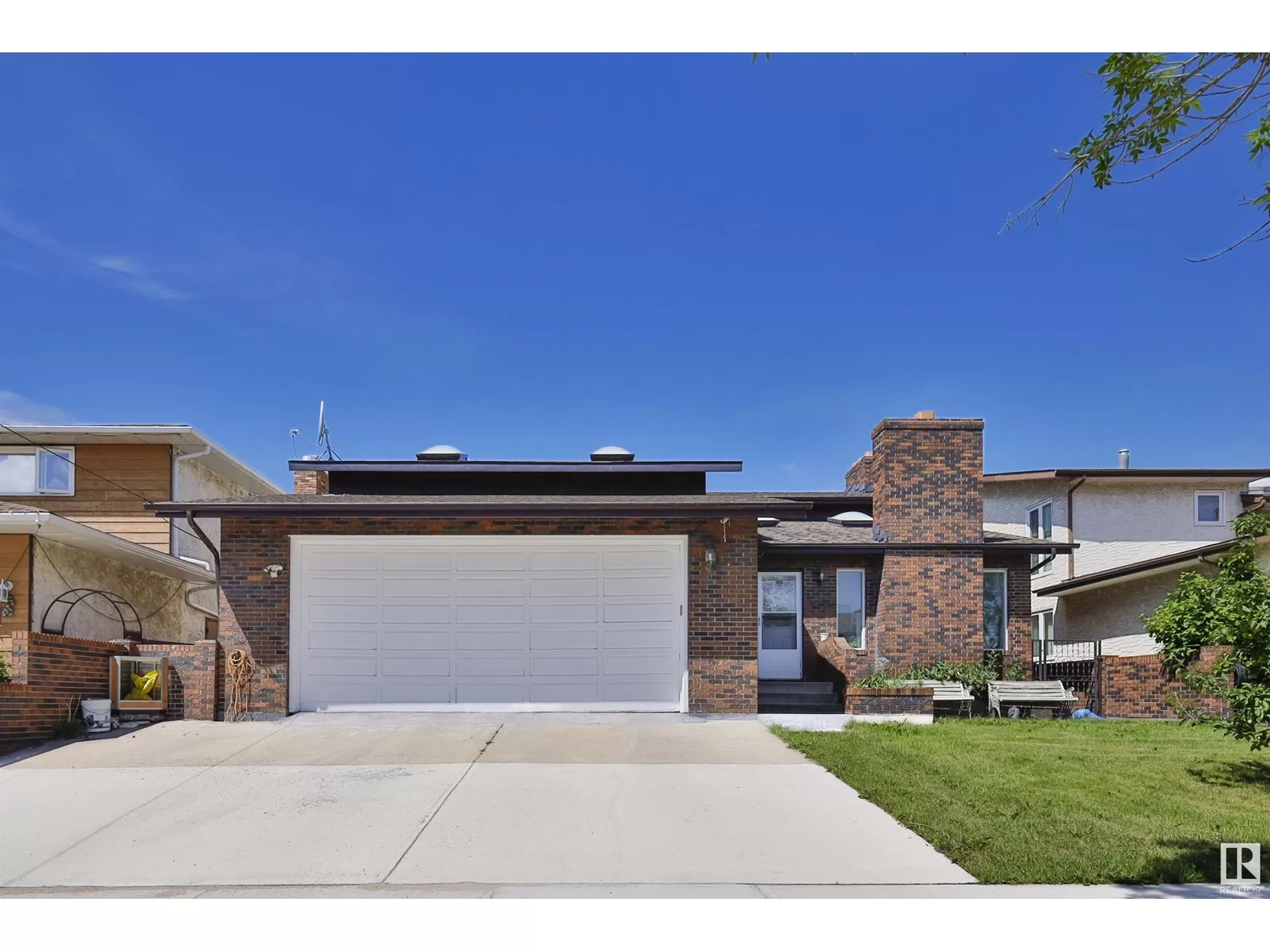 House for rent: 15808 100 St Nw, Edmonton, Alberta T5X 4E4