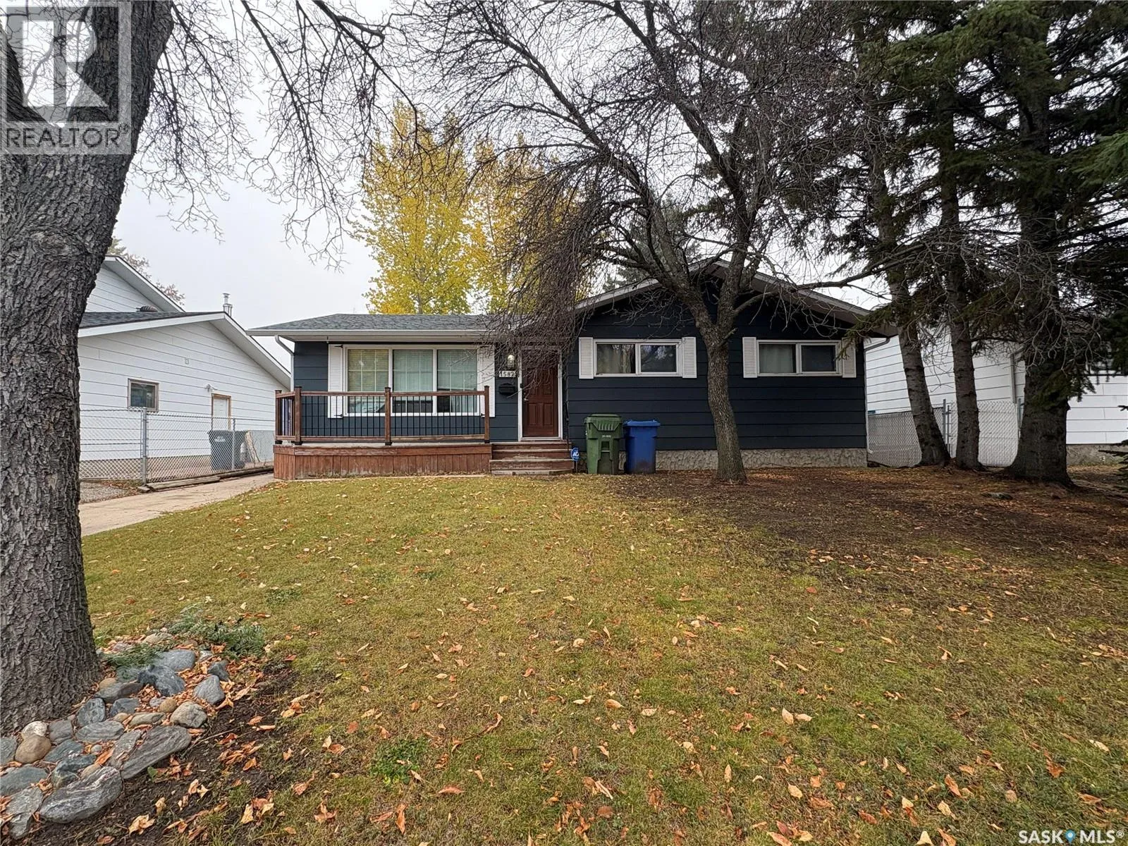 House for rent: 1582 Sibbald Crescent, Prince Albert, Saskatchewan S6V 6E5