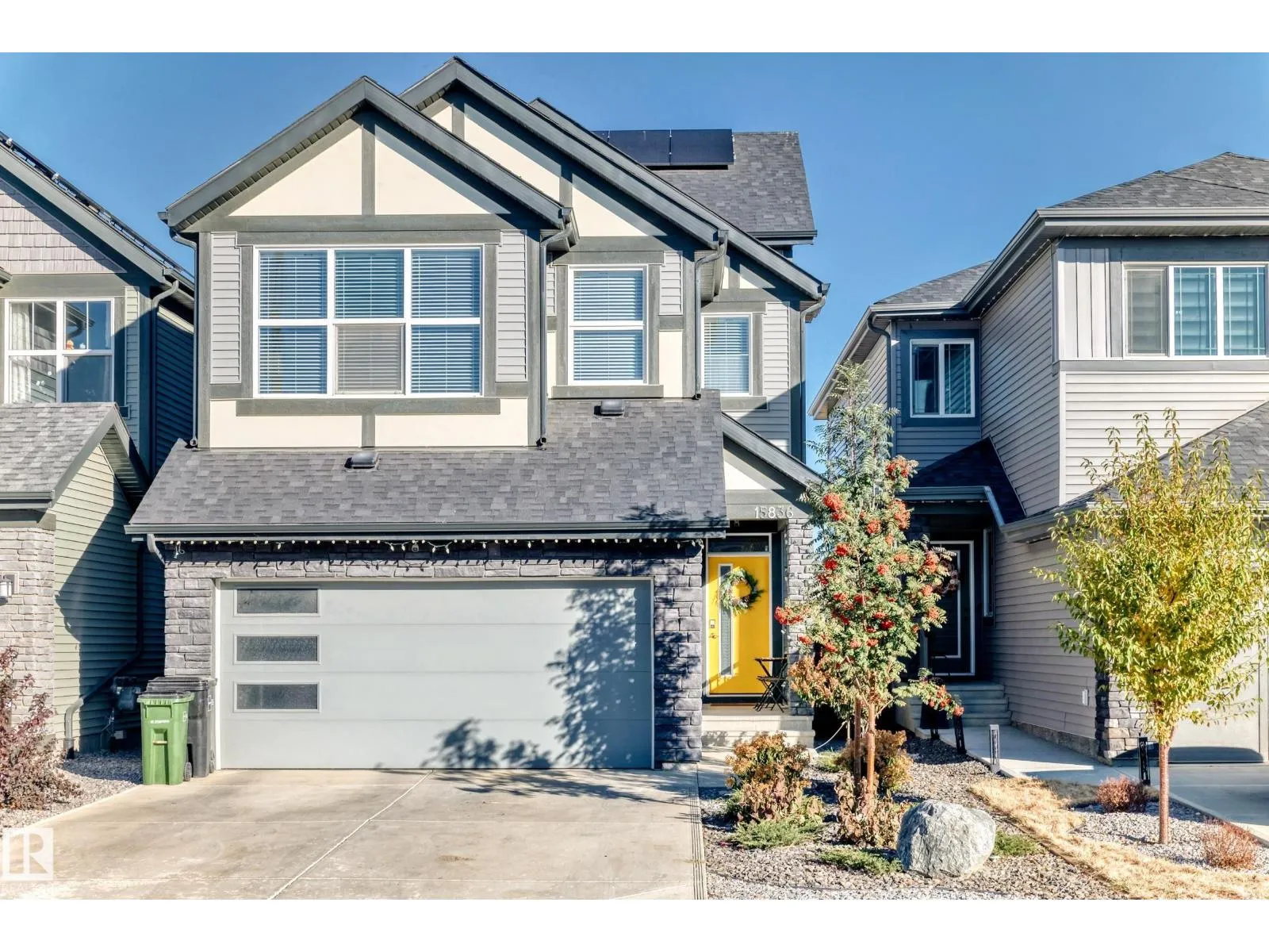 House for rent: 15836 29 Av Sw, Edmonton, Alberta T6W 4X4