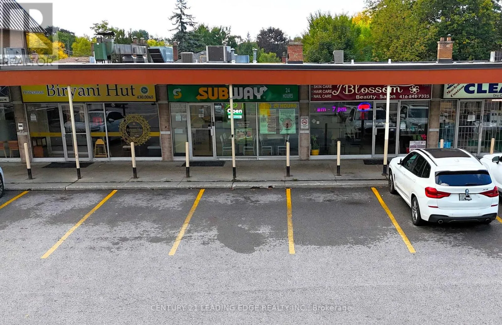 1585 Ellesmere Road, Toronto, Ontario M1P 2Y3