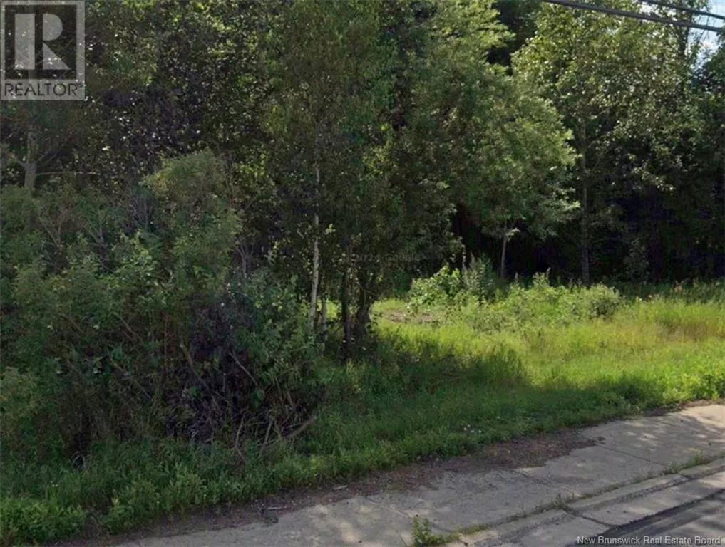 1590 & 1594 Mirimichi Avenue, Bathurst, New Brunswick E2A 1Y5