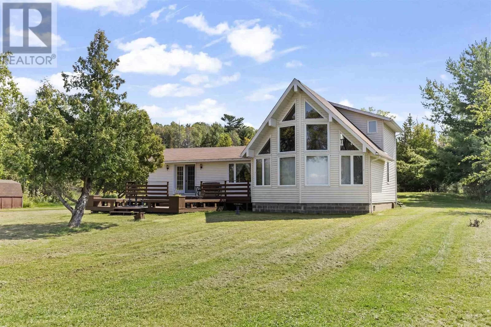 1590 C Line Rd, Richards Landing, Ontario P0R 1J0