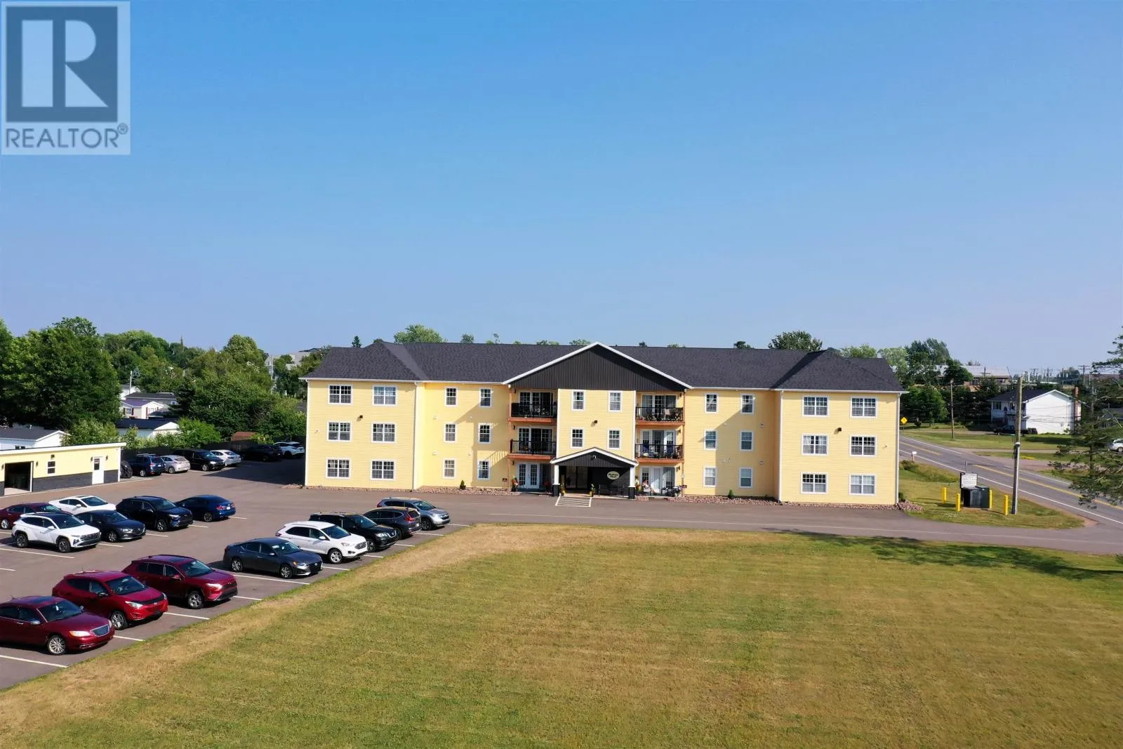 Apartment for rent: 1592 Warren Grove Road, Cornwall, Prince Edward Island C0A 1H8