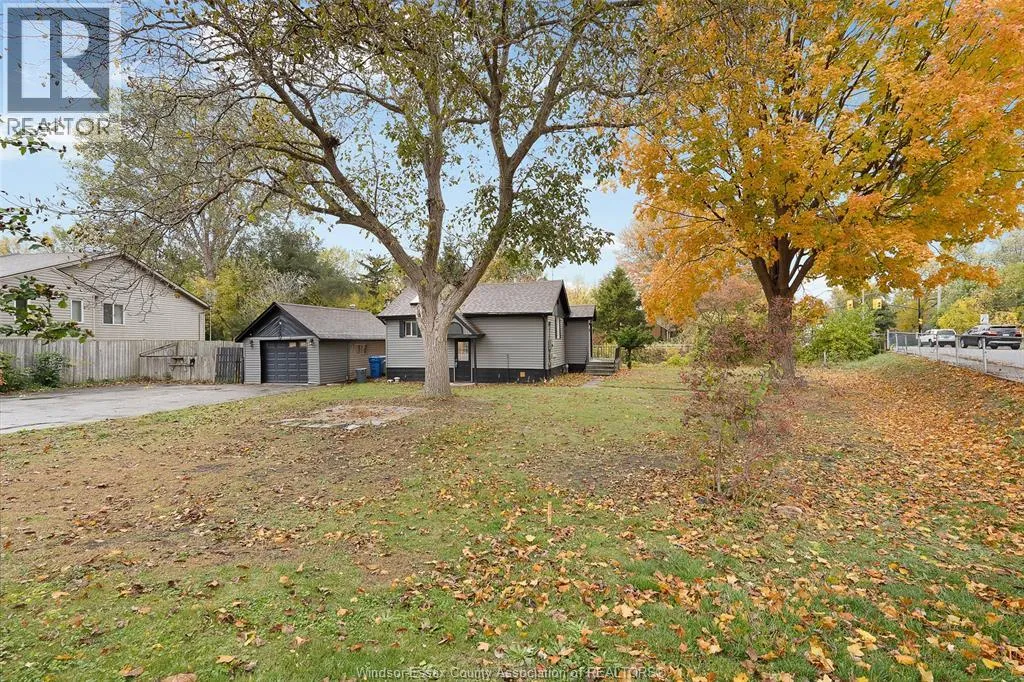 House for rent: 1595 Sprucewood Avenue, LaSalle, Ontario