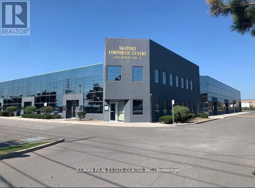 Offices for rent: 15upper - 2355 Derry Road E, Mississauga, Ontario L5S 1V6