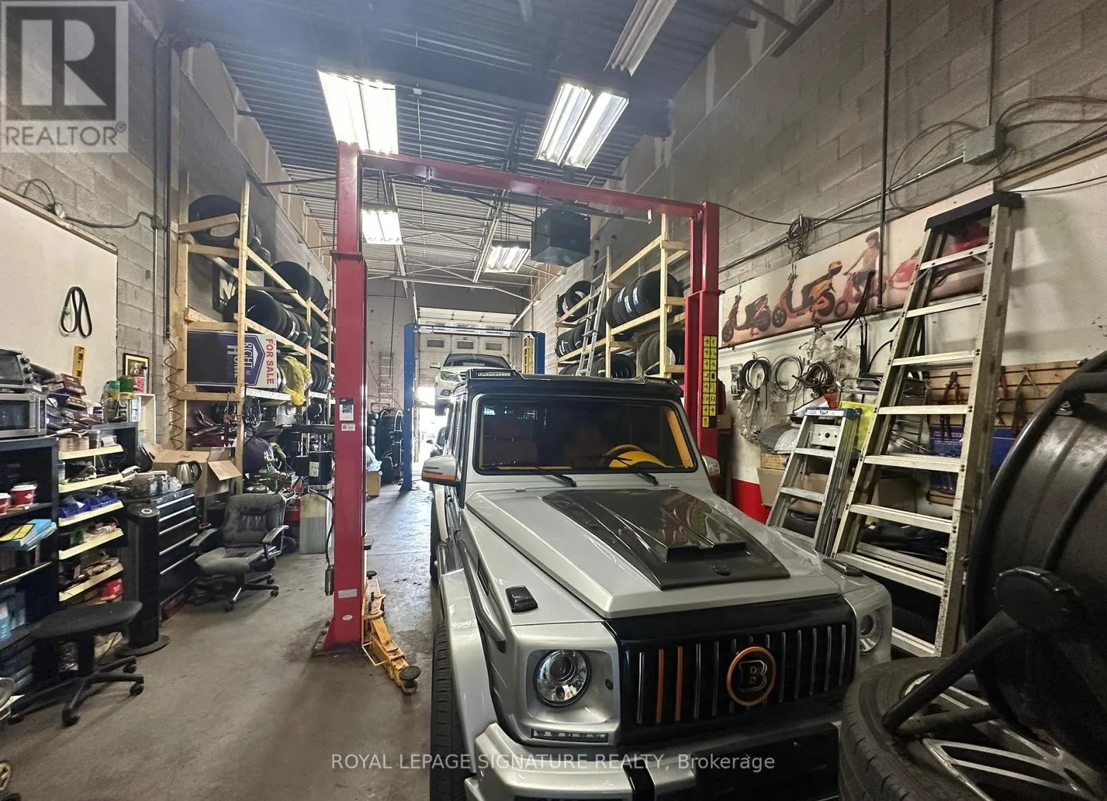 16 - 1270 Finch Avenue W, Toronto, Ontario M3J 3J7