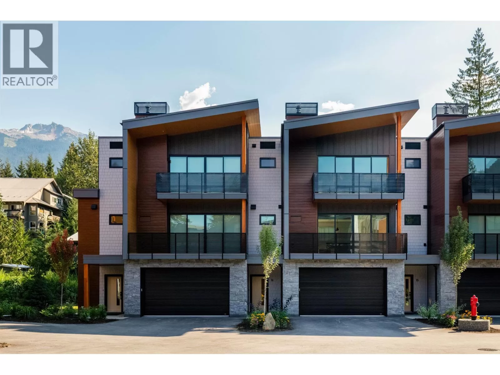 Row / Townhouse for rent: 16 2077 Garibaldi Way, Whistler, British Columbia V0N 1B2