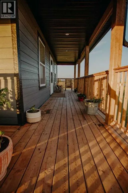 House for rent: 16, 30480 Range Road 12, Rural Mountain View County, Alberta T0M 0N0