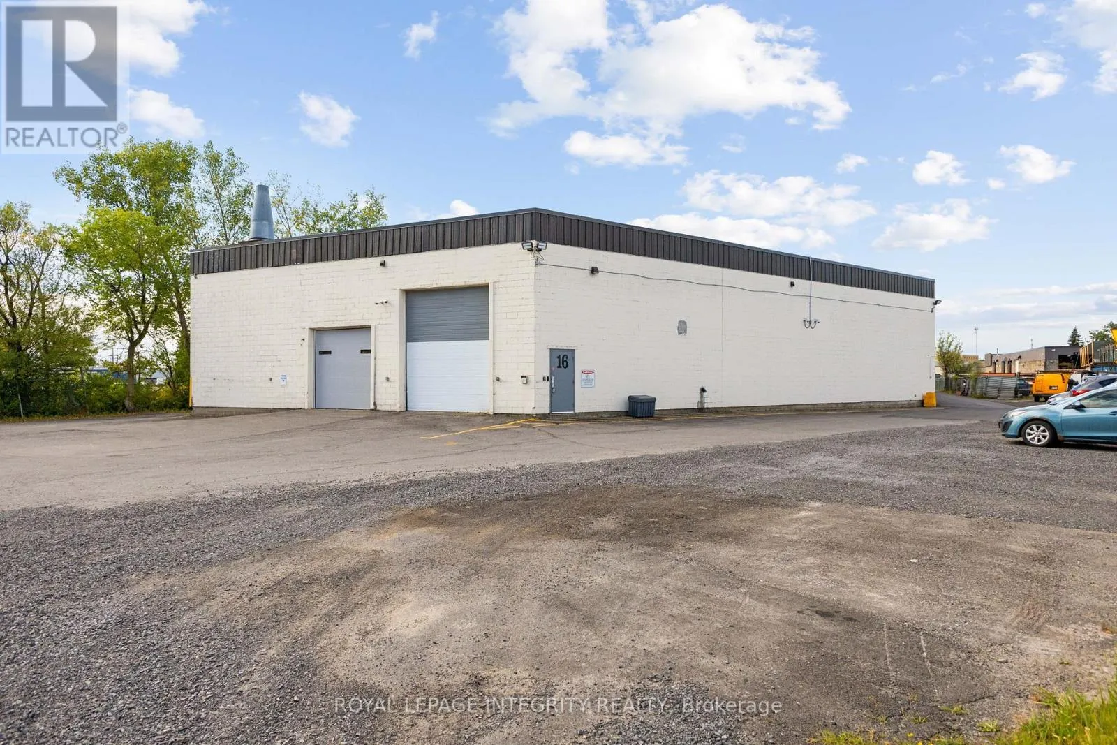 Multi-Tenant Industrial for rent: 16 - 3205 Swansea Crescent, Ottawa, Ontario K1G 3W5